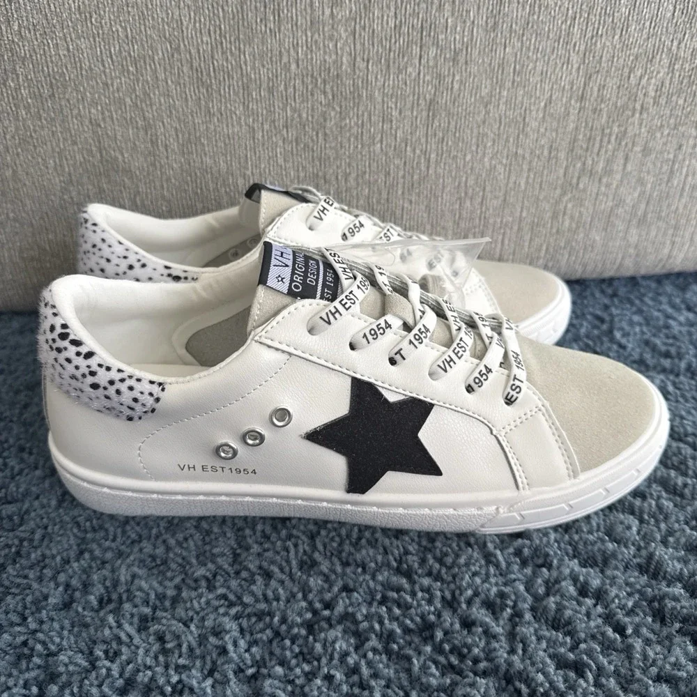 Vintage Havana White W/Black Star Cheetah Sneaker Sz 9 Original Design Est 1954